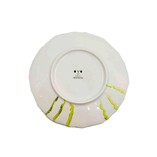 Ręcznie robiony talerz ceramiczny