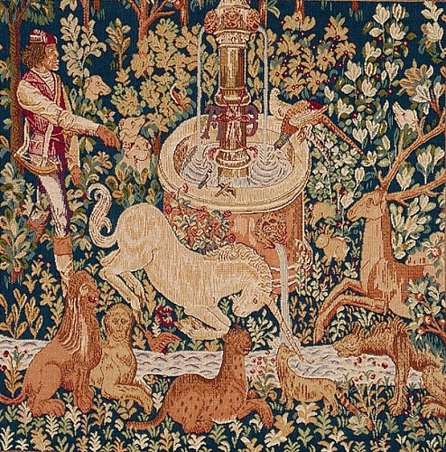 Gobelin Unicorn at the Fountain with Border