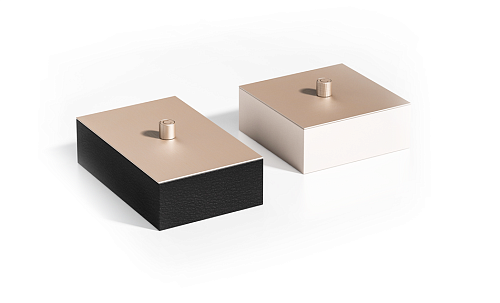 Pudełko dekoracyjne z metalowym wiekiem