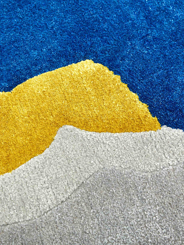 Dywan Ripped And Teared And Colored 3