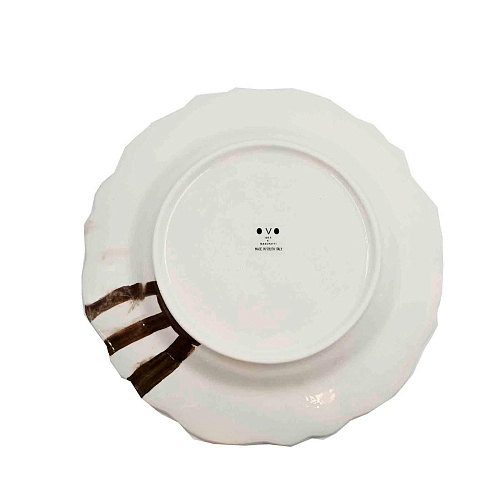 Ręcznie robiony talerz ceramiczny