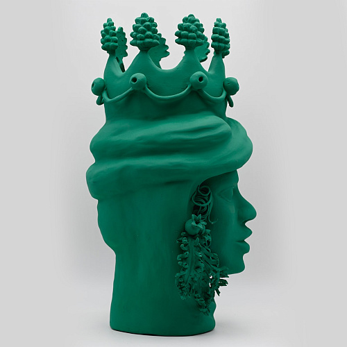 Zielona rzeźba Głowa Maura