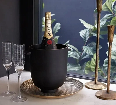 Wiaderka na szampana i lód