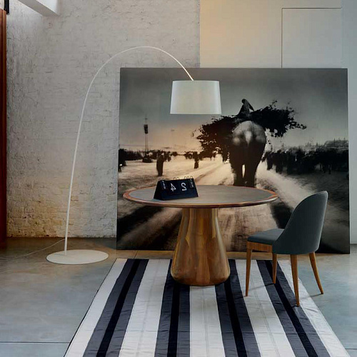 Naturalne krzesło Cordiale z litego orzecha włoskiego