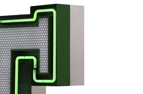 Oświetlenie literka T – Timeless