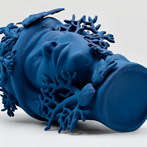 Ręcznie wykonana rzeźba Głowa Maura w kolorze królewskiego błękitu