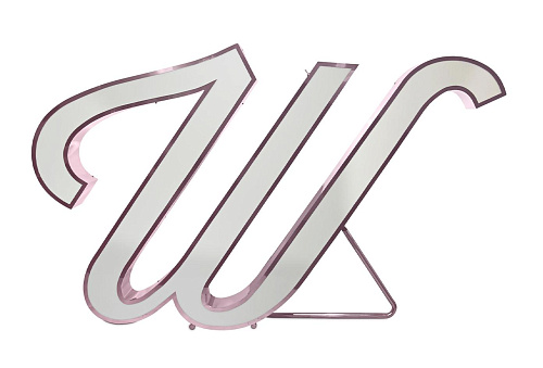 Oświetlenie literka W – Wondrous